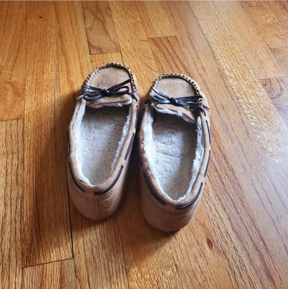Faux Fur-lined Moccasins - Picture 2 of 3